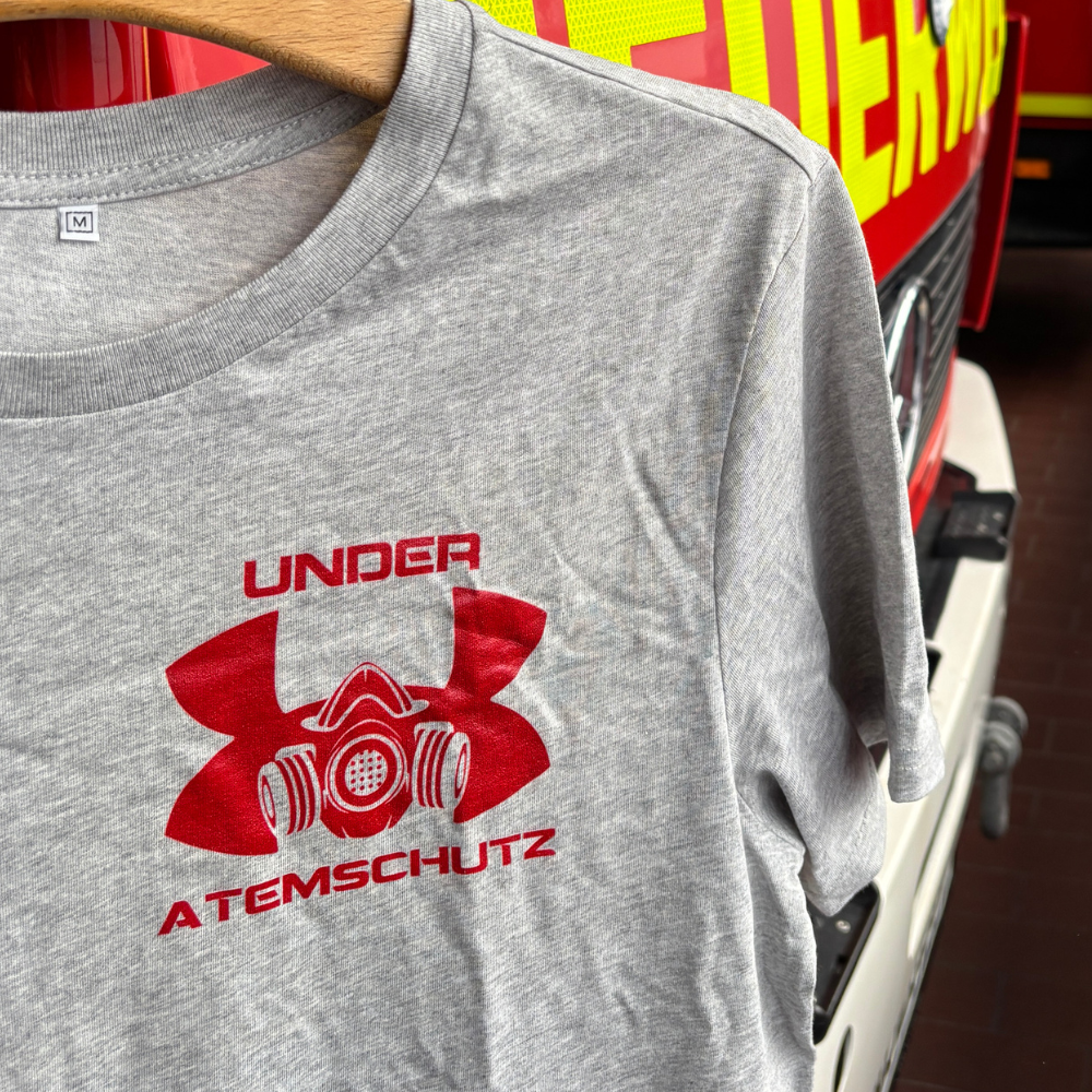 UNDER RESPIRATORY PROTECTION - Premium T-shirt